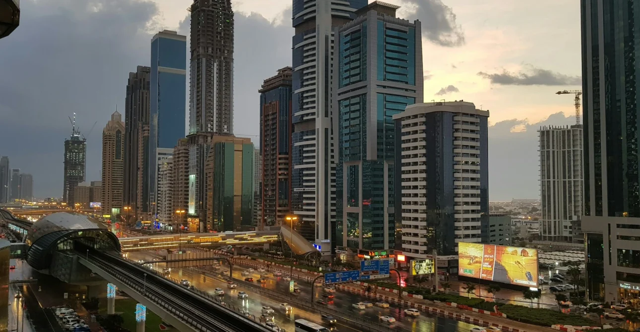 Dubai Tourist Places Near Metro - Explore Top Attractions 2 Dubai Tourist Places Near Metro – Explore Top Attractions