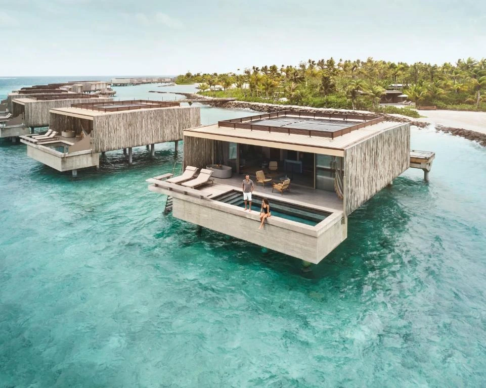 Patina Maldives with tamara and tabby