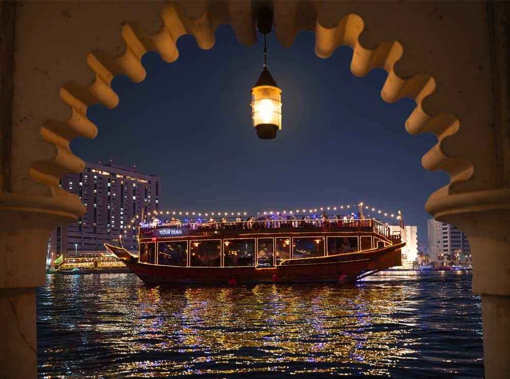 dhow cruise dubai with tabby or tamara