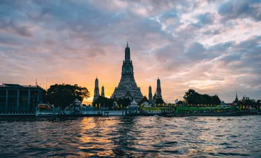 bangkok thailand tour package with tamara and tabby