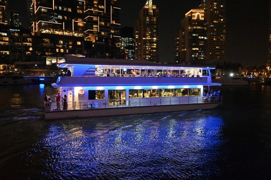 catamaran cruise dubai marina with tabby or tamara