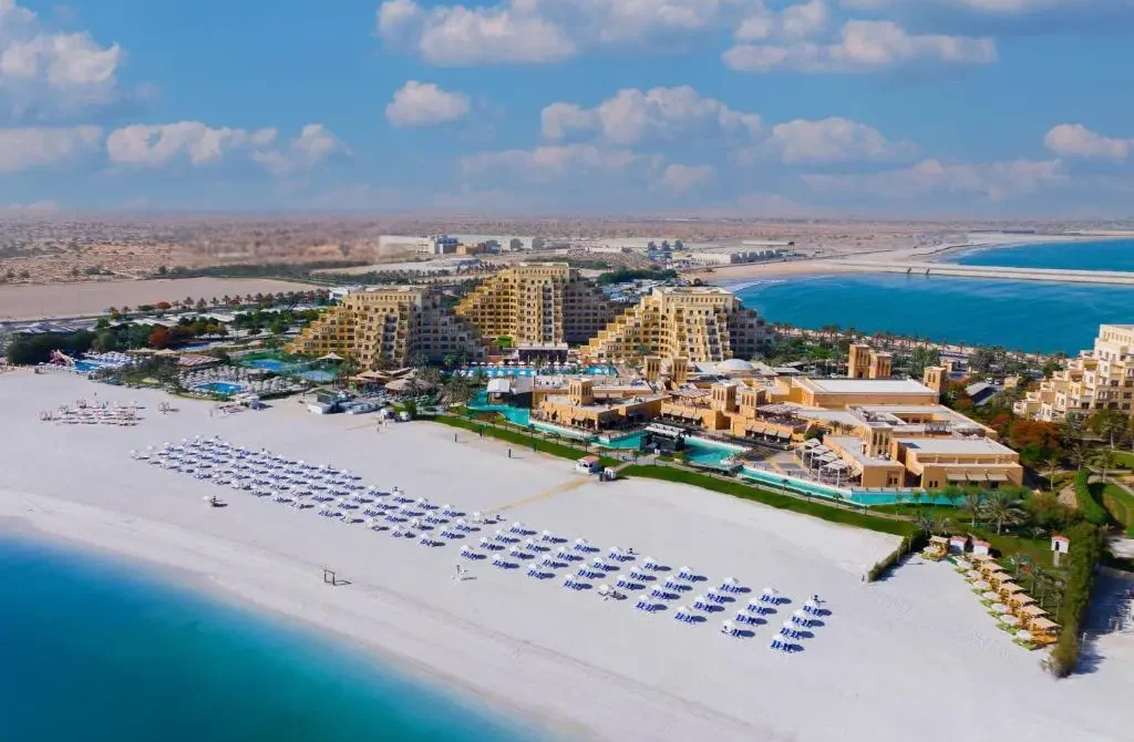 Ras Al Khaimah Places to Visit: Top Attractions 9 Ras Al Khaimah Places to Visit: Top Attractions