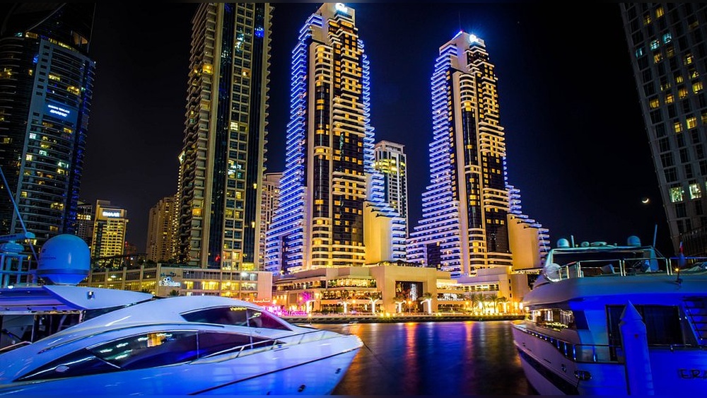 Dubai Hotel Grosvenor House Book with Tamara or Tabby 1 dubai hotel grosvenor house