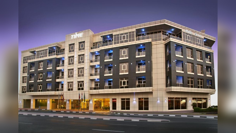 Dubai Hotel Time Grand Plaza Book with Tabby or Tamara 1 dubai hotel time grand plaza