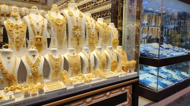 Gold City in Dubai: Unveiling Luxury Shopping Secrets 3 gold city in dubai deira souk