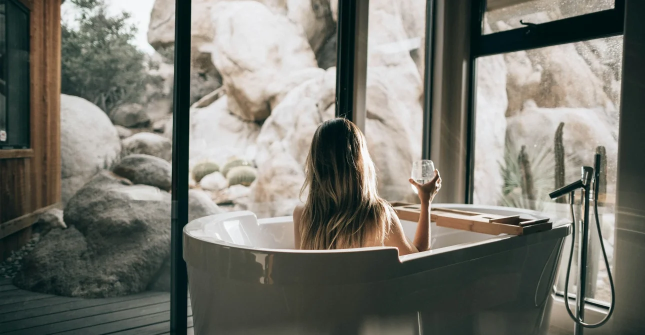 Luxury Travel Packages in Dubai: Opulent Escapes 4 Luxury Travel Packages in Dubai: Opulent Escapes