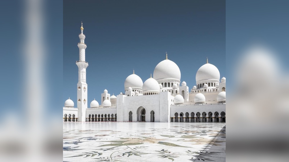 Sheikh Zayed Grand Mosque Abu Dhabi UAE: Visitor Guide 2 Sheikh Zayed Grand Mosque Abu Dhabi Uae
