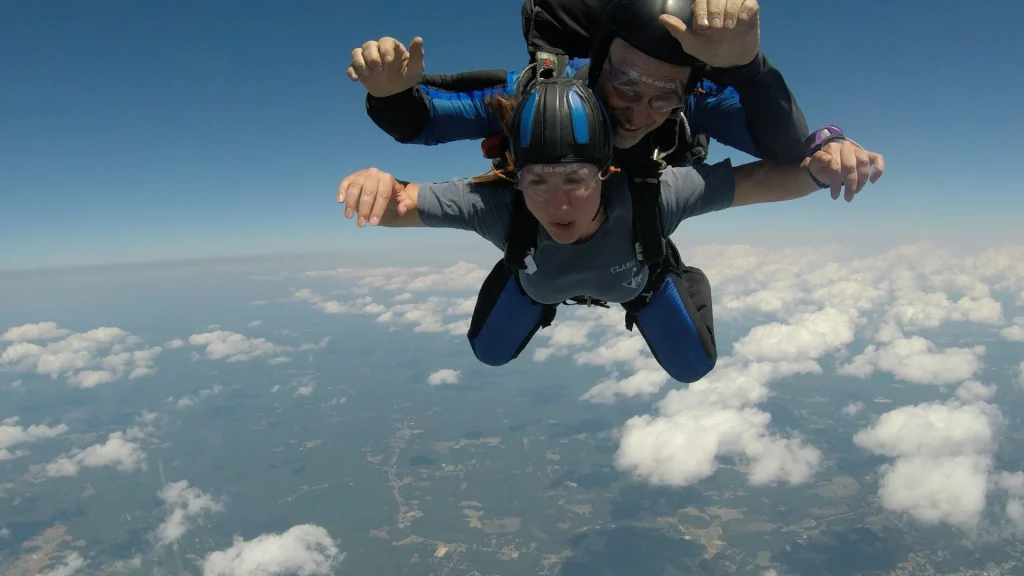 Adventure Tours in Dubai: Unforgettable Thrills Await 4 sky diving adventure tours in dubai