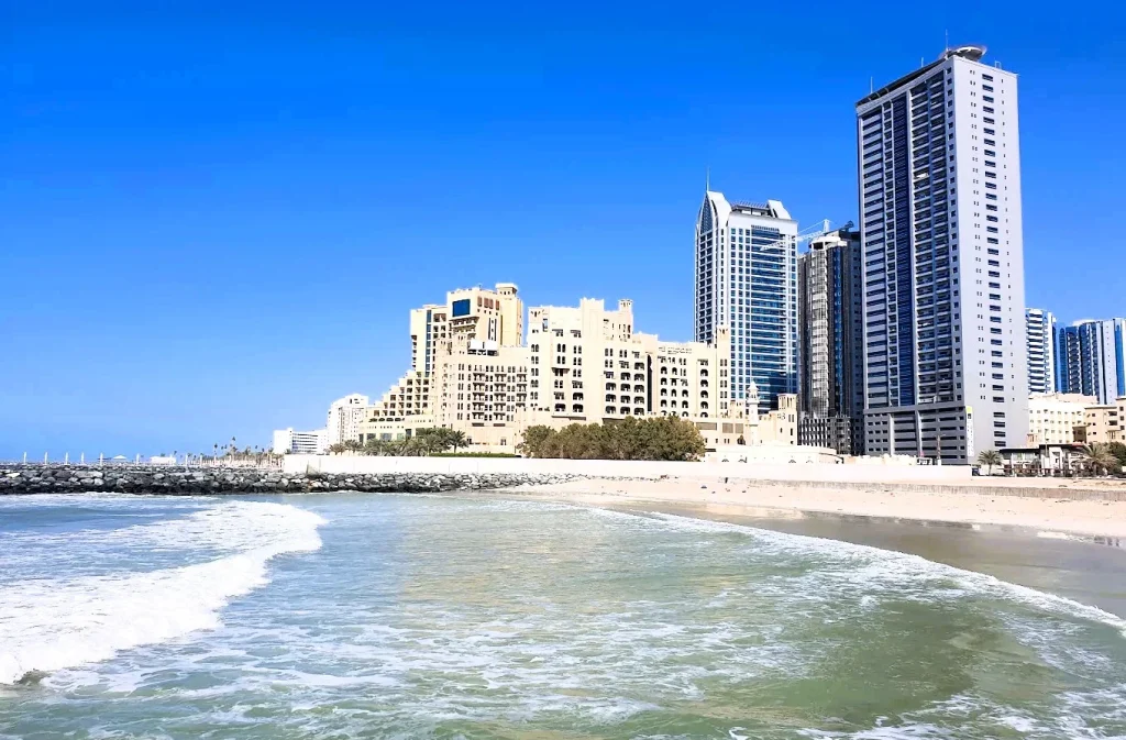Ajman Corniche: Pantai, Hotel, Makanan, dan Aktivitas yang Dapat Dilakukan 2 Ajman Corniche images