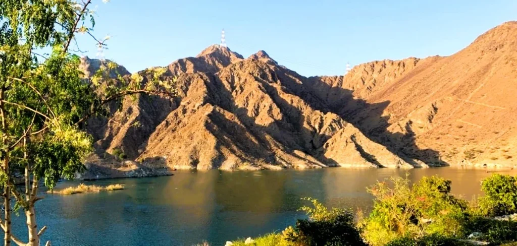 Al Rafisah Dam in Khorfakkan: Kayaking, Waterfall and Visitor Tips 2 Al Rafisah Dam in uae