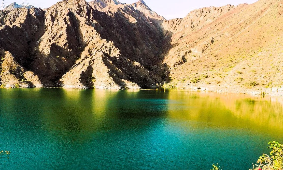 Al Rafisah Dam in Khorfakkan: Kayaking, Waterfall and Visitor Tips 5 Al Rafisah Dam in Khorfakkan: Kayaking, Waterfall and Visitor Tips