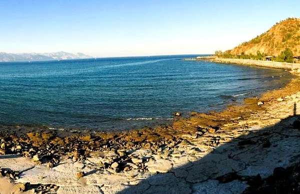 Dibba Al Fujairah Travel Guide: Beaches, Diving, and Things to Do 3 Dibba Al Fujairah port