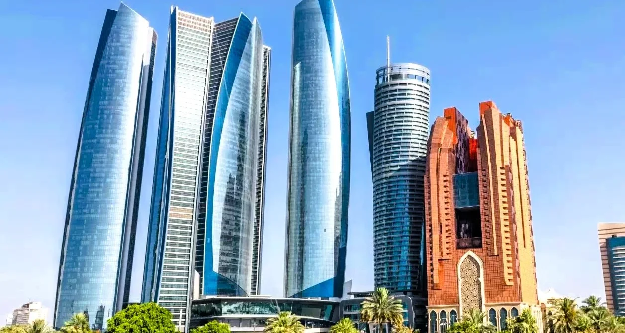 Etihad Towers Abu Dhabi: Observation Deck, Hotels and Things to Do 5 Etihad Towers Abu Dhabi: Observation Deck, Hotels and Things to Do