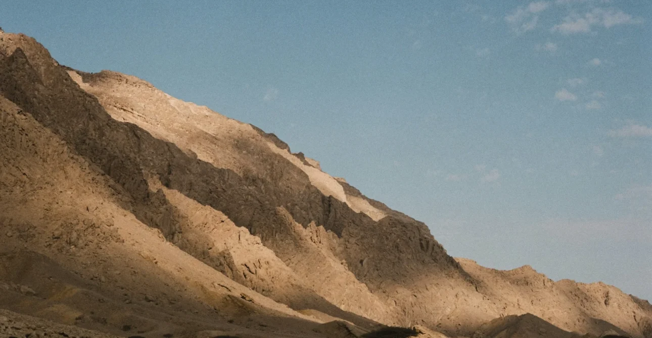 Jebel Hafeet Al Ain: A Travel Guide to Abu Dhabi's Highest Peak 6 Jebel Hafeet Al Ain: A Travel Guide to Abu Dhabi’s Highest Peak