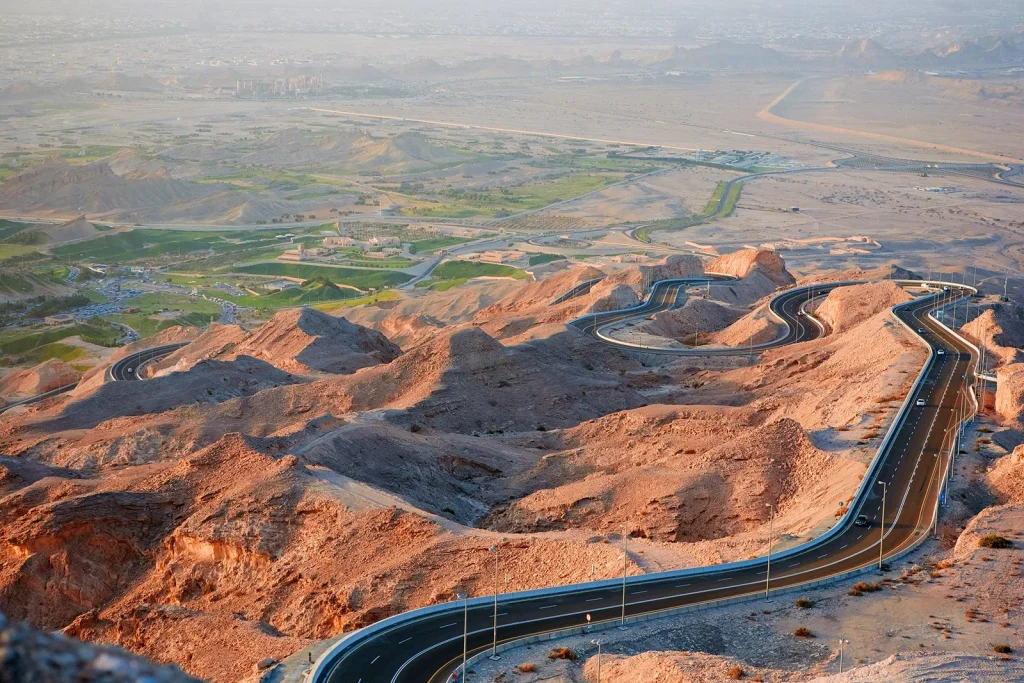 Jebel Hafeet Al Ain: A Travel Guide to Abu Dhabi's Highest Peak 3 Jebel Hafeet Mountain road Al Ain