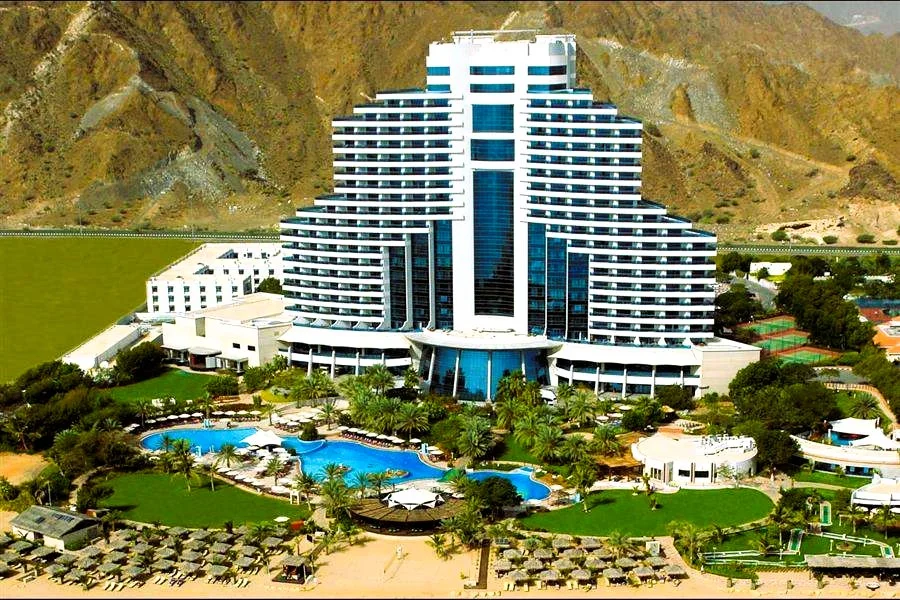 Le MΓ©ridien Al Aqah Beach Resort in Fujairah: Rooms, Dining, Pools and How to Book 2 Le MΓ©ridien Al Aqah Beach Resort in Fujairah