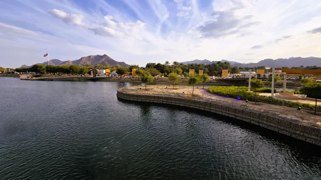 Leem Lake Hatta: Kayaking, BBQ and Where to Stay 2 Leem Lake Hatta