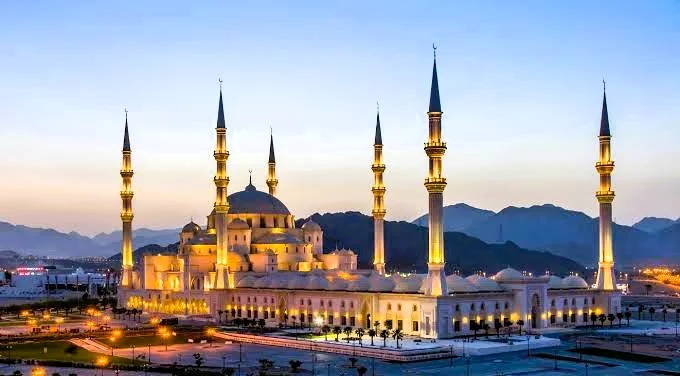 Sejarah Masjid Sheikh Zayed Fujairah