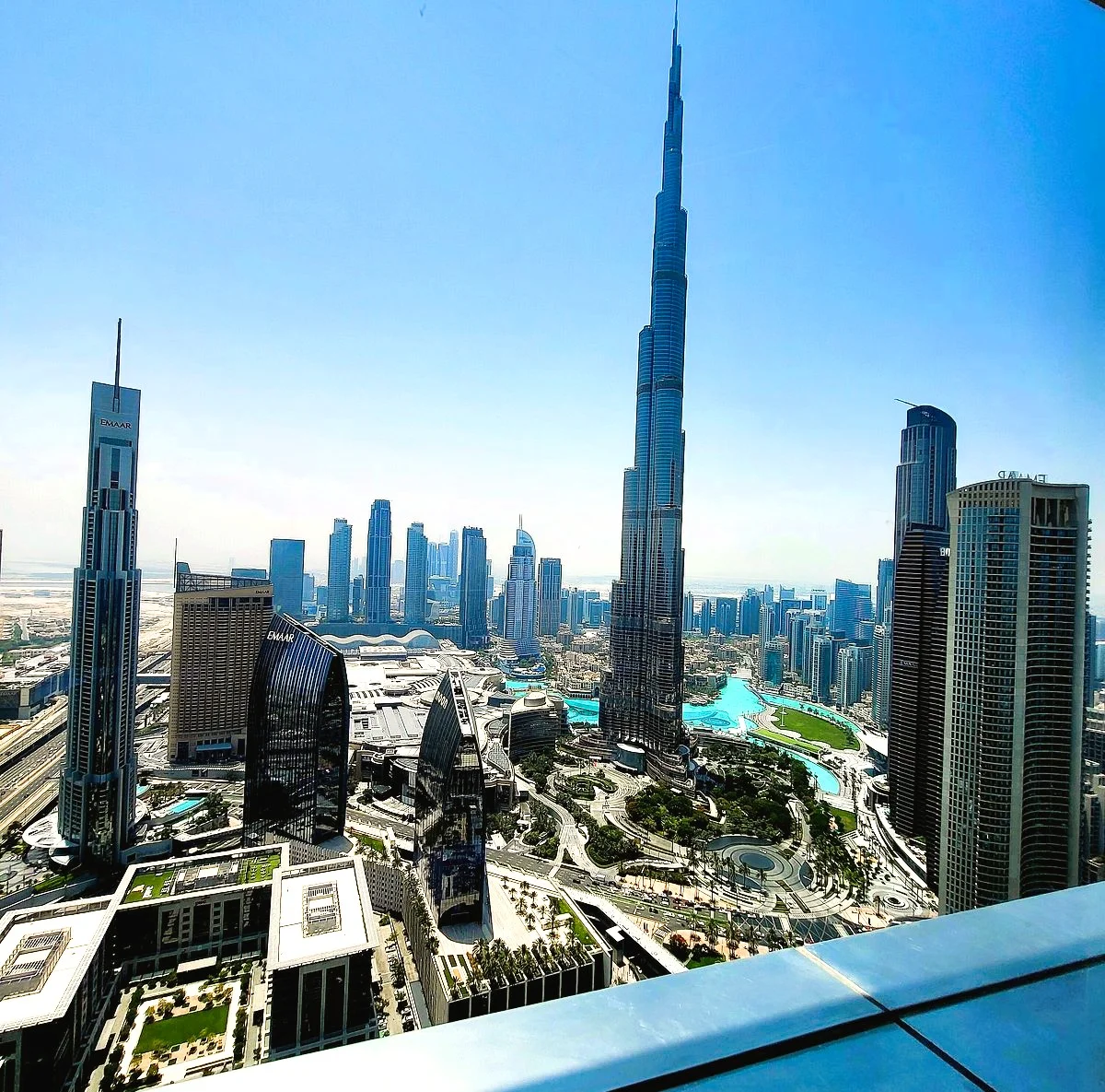 Sky Views Dubai dech