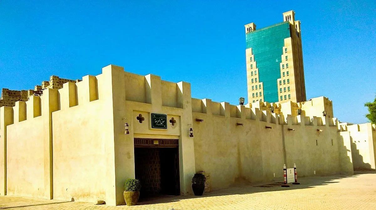 Souq Al Arsah Sharjah: History, Timings and What to Buy 2 Souq Al Arsah Sharjah: History, Timings and What to Buy