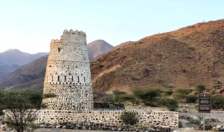 Wadi Al Helo Sharjah : Village historique, mines de cuivre, randonnées et hébergements (1) Wadi Al Helo