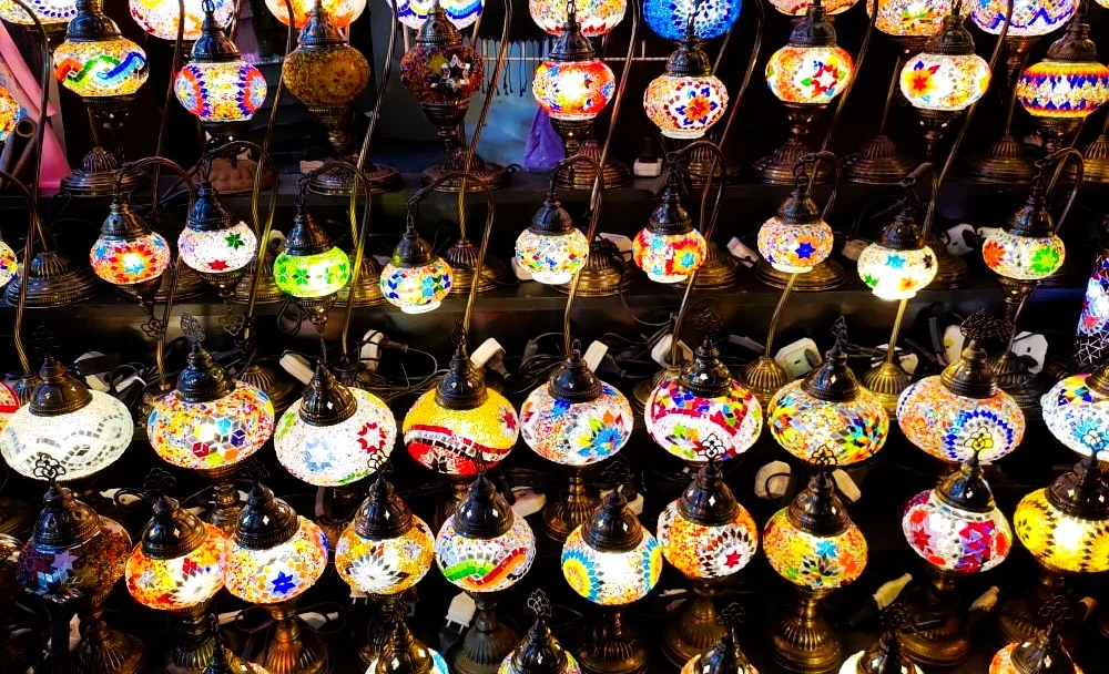 Meena Bazaar Dubai: Shopping Guide to Bur Dubai's Little India 2 Colourful mosaic lamps at a souvenir shop in the souks around Meena Bazaar in Bur Dubai