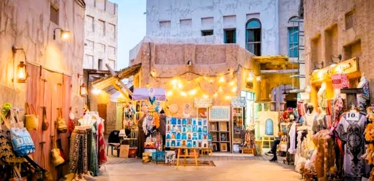 Meena Bazaar Dubai: Shopping Guide to Bur Dubai's Little India 3 Souvenir stalls in a heritage souk lane in old Dubai, close to Meena Bazaar