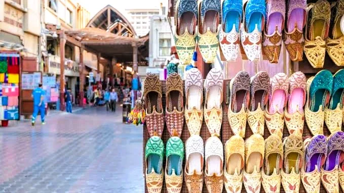 Meena Bazaar Dubai: Shopping Guide to Bur Dubai's Little India 1 meena bazaar