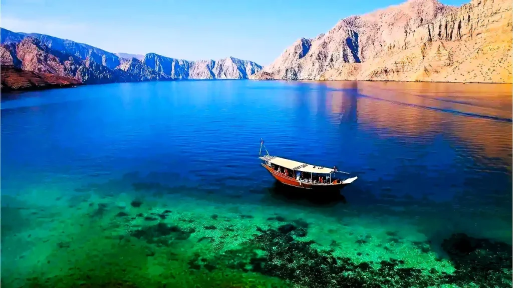 Musandam Oman Trip: Dibba Dhow Cruises, Khasab Fjords and Atana Musandam 2 musandam boats