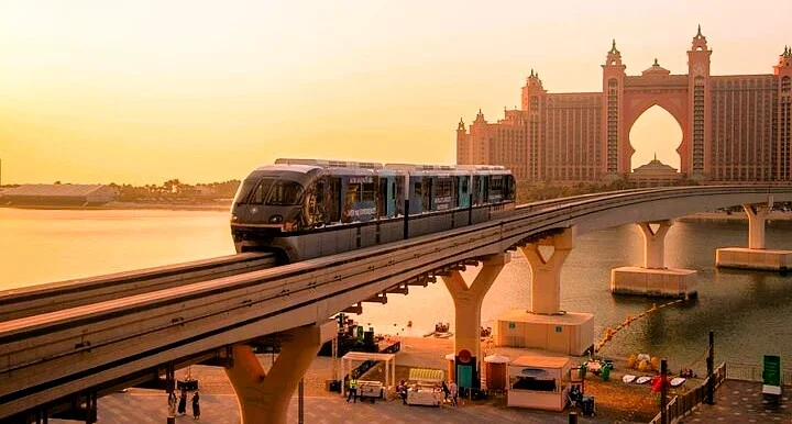 Palm Jumeirah Monorail Guide: Tickets, Timings, Stations and How to Ride 2 Palm Jumeirah Monorail Guide: Tickets, Timings, Stations and How to Ride