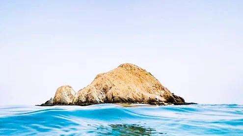 Pulau Snoopy di Fujairah: Cara Mengunjungi, Snorkeling, dan Melihat Penyu 6 Pulau Snoopy di Fujairah: Cara Mengunjungi, Snorkeling, dan Melihat Penyu